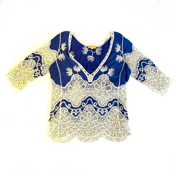 Contrast crochet panel tunic - Picture 2 of 7